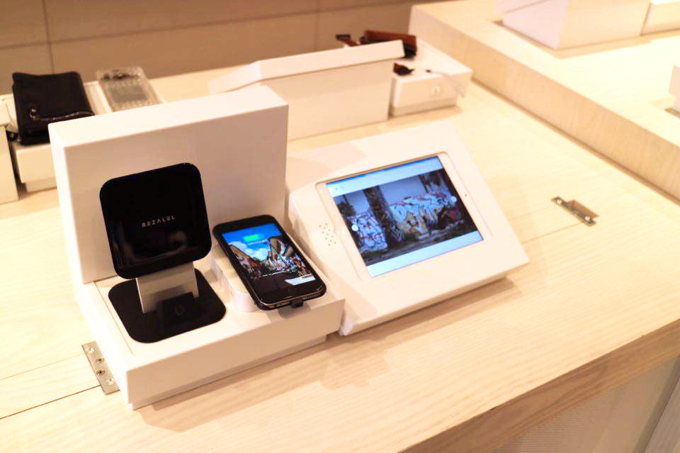 BEZALEL Wireless Charging at b8ta Stores